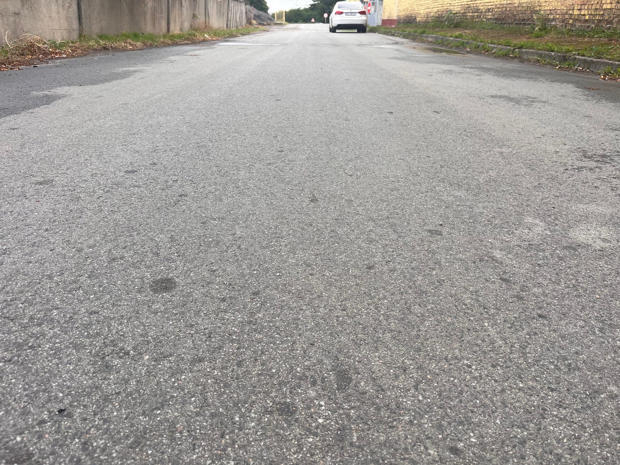Test road, view straight ahead
