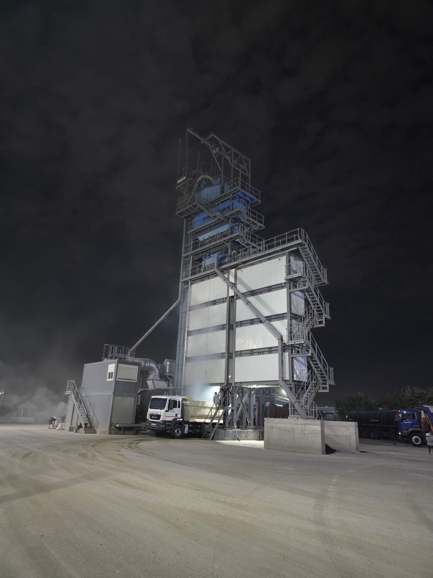 Asphalt plant at night, another angle