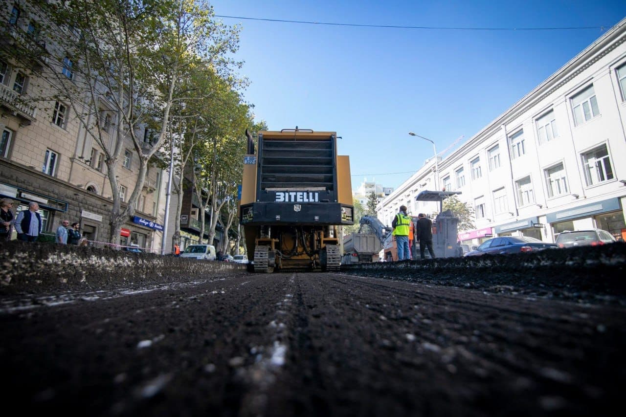 Removing the old pavement with a Bitelli milling machine