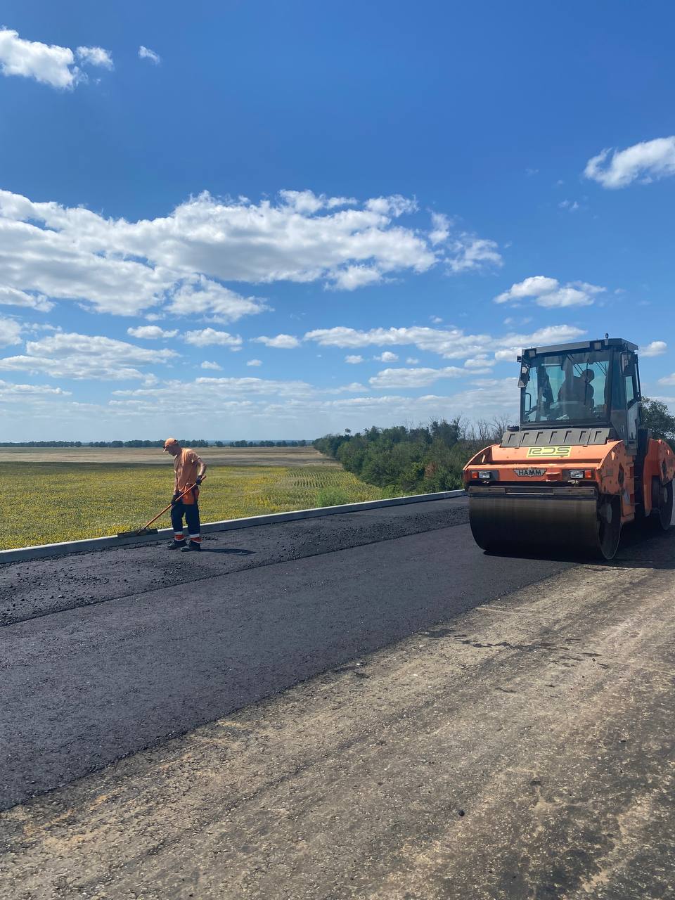 Lozovaya, Ukraine, production of MZ B-10 with Veleton MPC for paving in Pavlograd